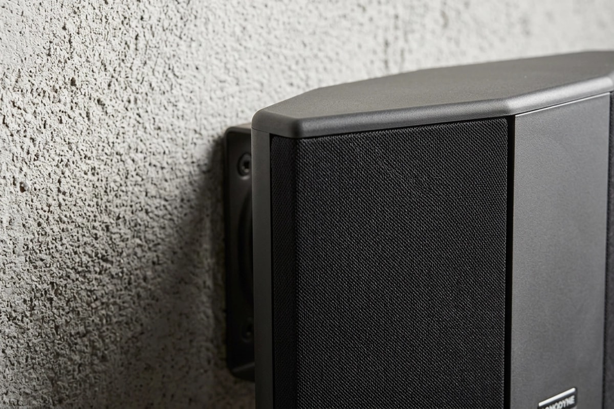 Rigid Low-Resonance Cabinet